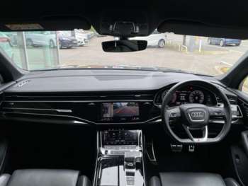 Used Audi Q7 2023 for sale - 75431250: Photo