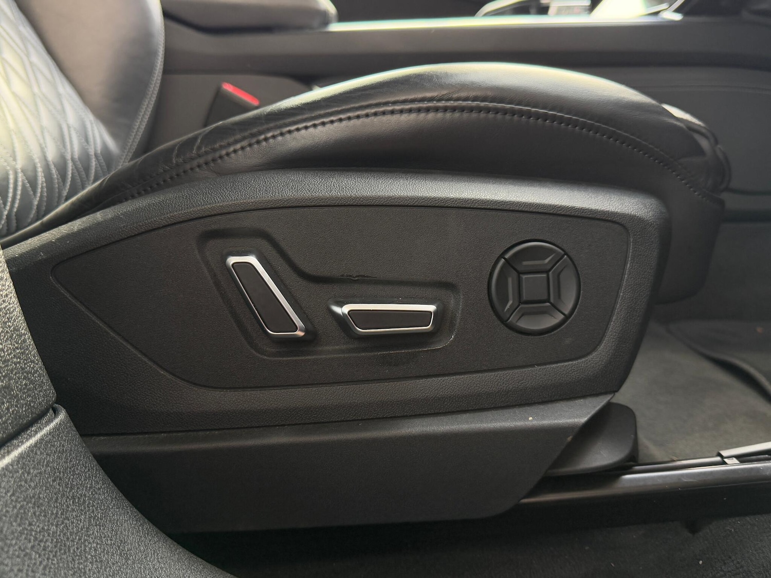 Used Audi e-tron 2021 for sale - 77550344: Photo 7