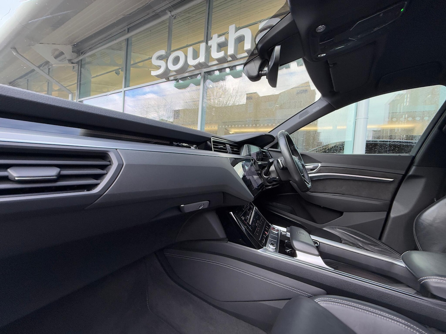 Used Audi e-tron 2021 for sale - 77550344: Photo 9