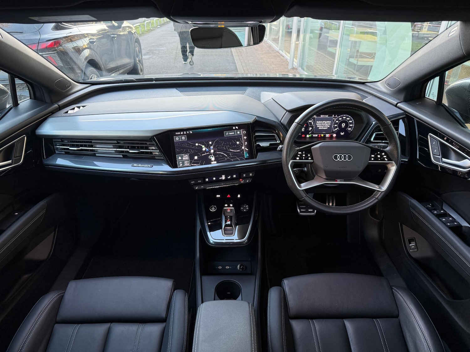 Used Audi Q4 e-tron 2024 for sale - 77091442: Photo 3