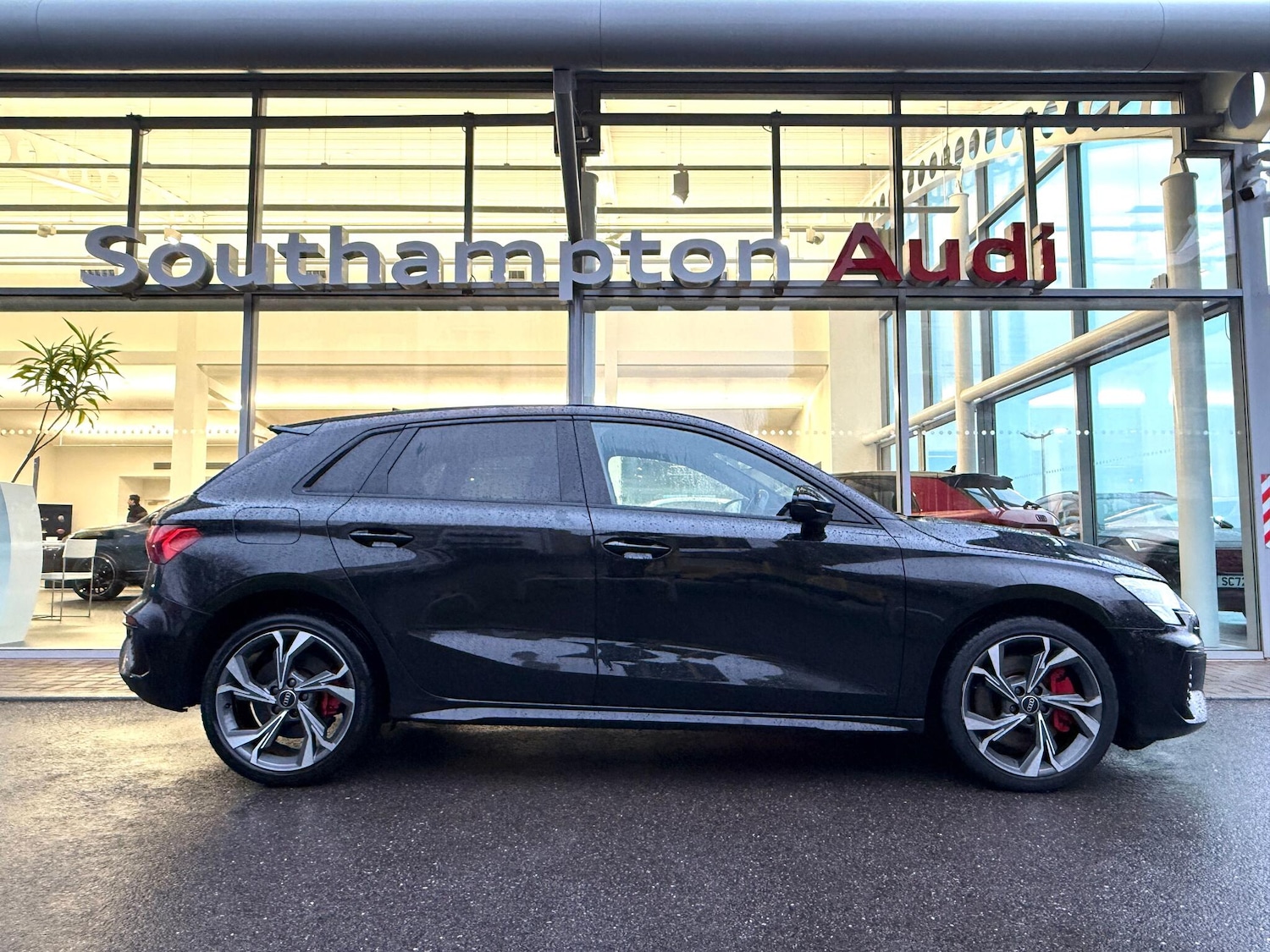 Used Audi A3 for sale - 77190972: Photo 2