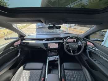 Used Audi e-tron 2022 for sale - 75199740: Photo