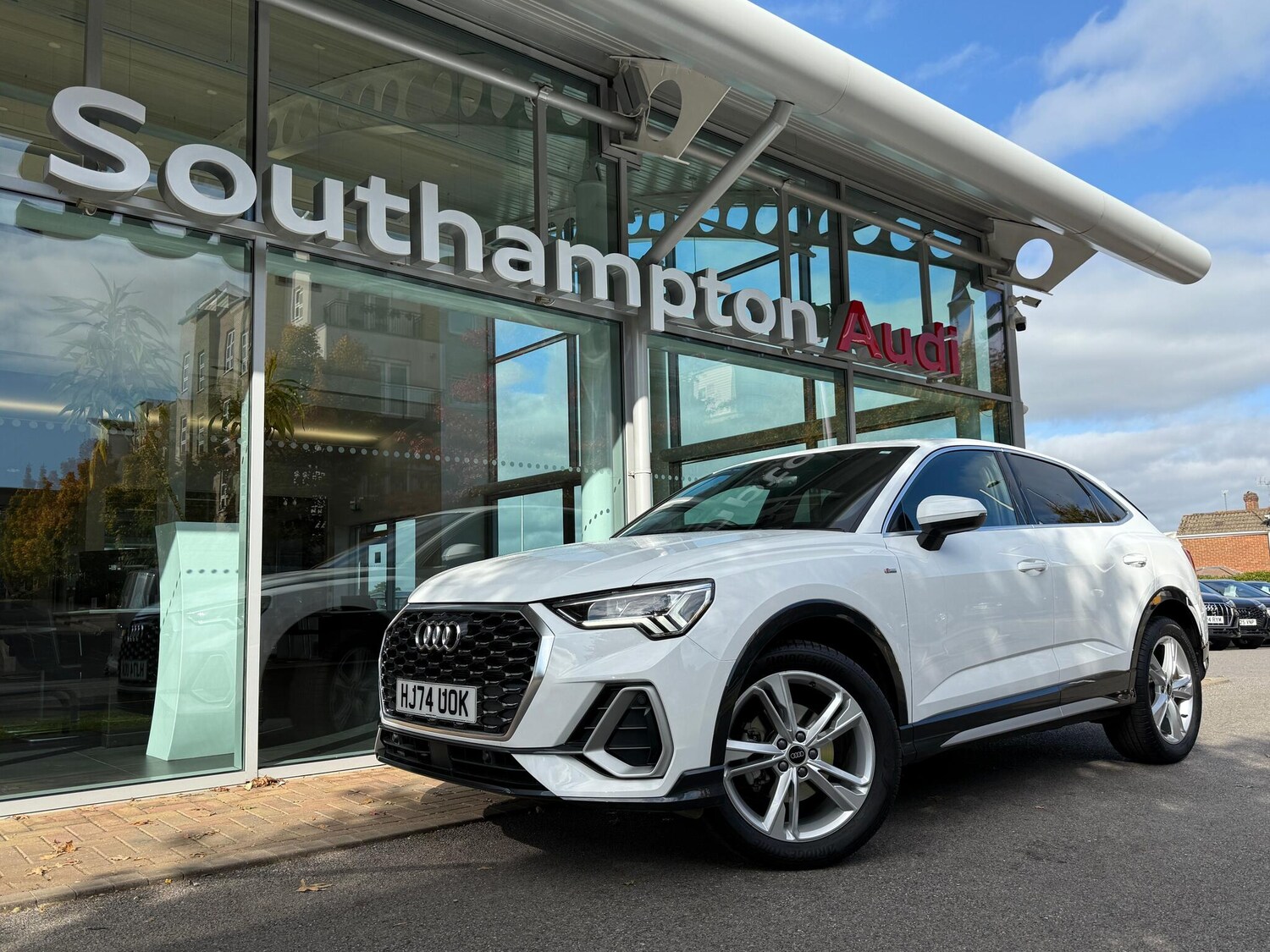 Used Audi Q3 2024 for sale - 76239145: Photo 65