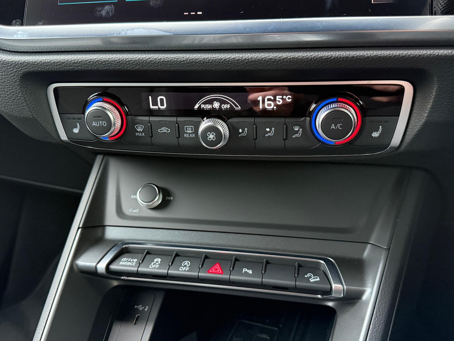 Used Audi Q3 2024 for sale - 76572732: Photo 48