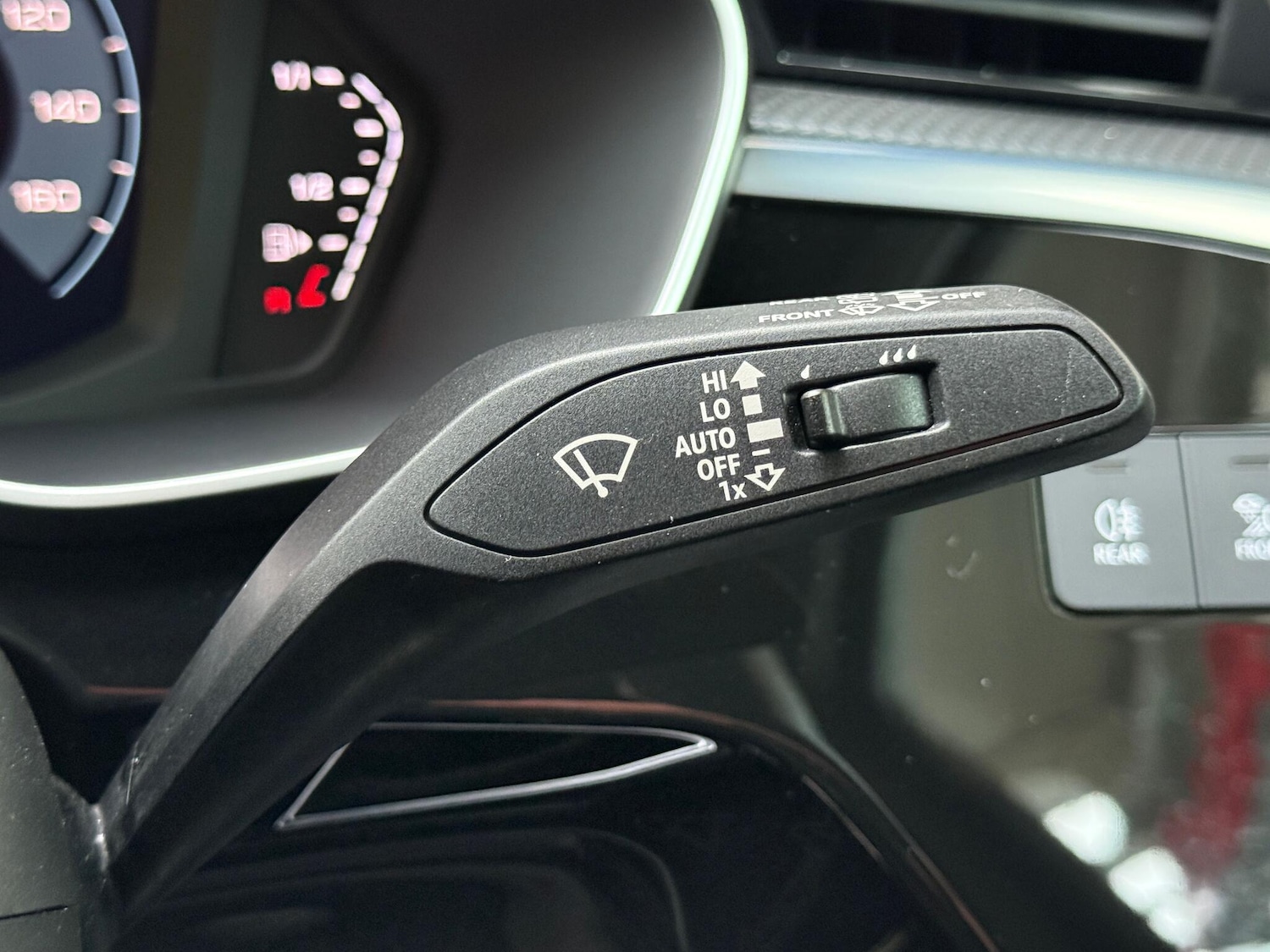 Used Audi Q3 2024 for sale - 76572732: Photo 70