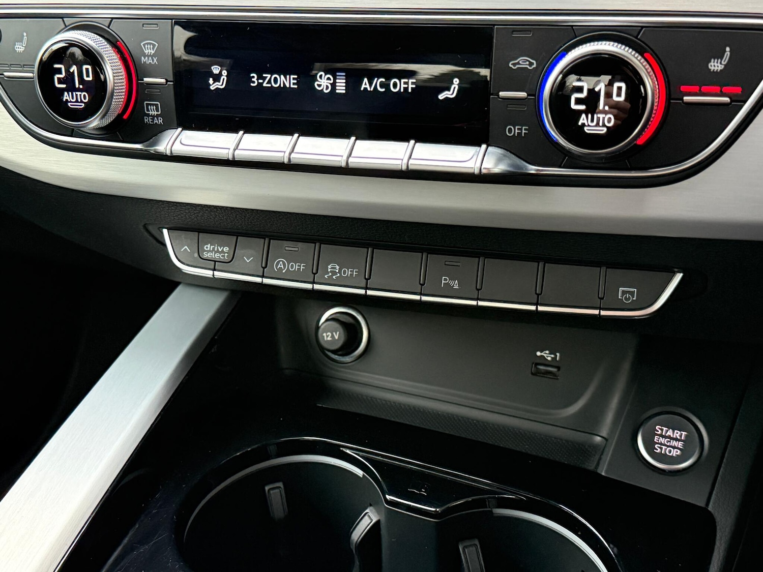 Used Audi A4 2023 for sale - 77351915: Photo 11