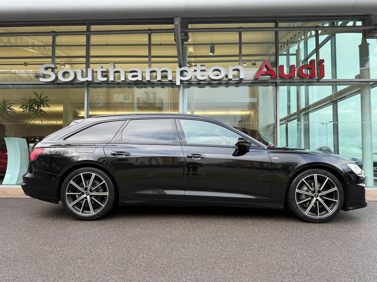 Used Audi A6 Avant for sale - 77646728: Photo 2