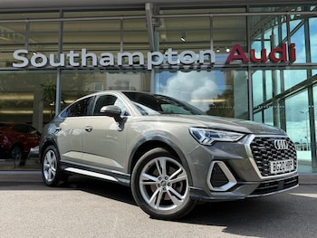 Audi - Q3