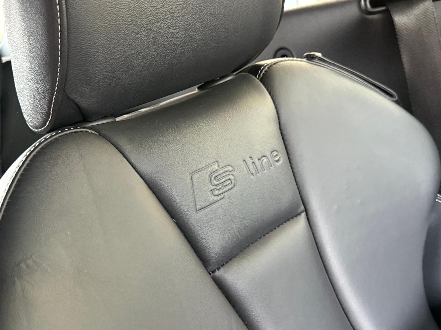 Used Audi A3 Cabriolet 2015 for sale - 76295036: Photo 34