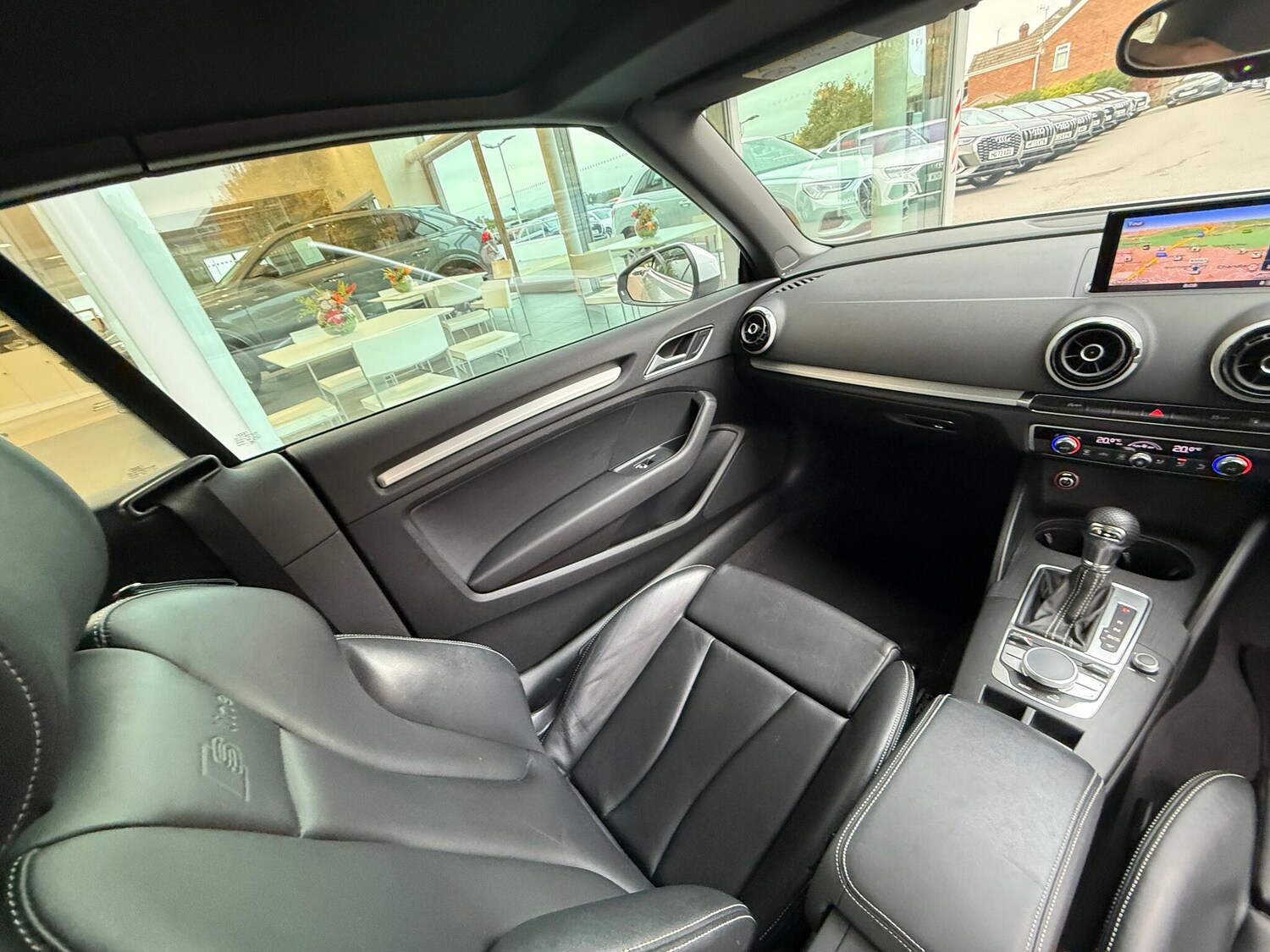 Used Audi A3 Cabriolet 2015 for sale - 76295036: Photo 41