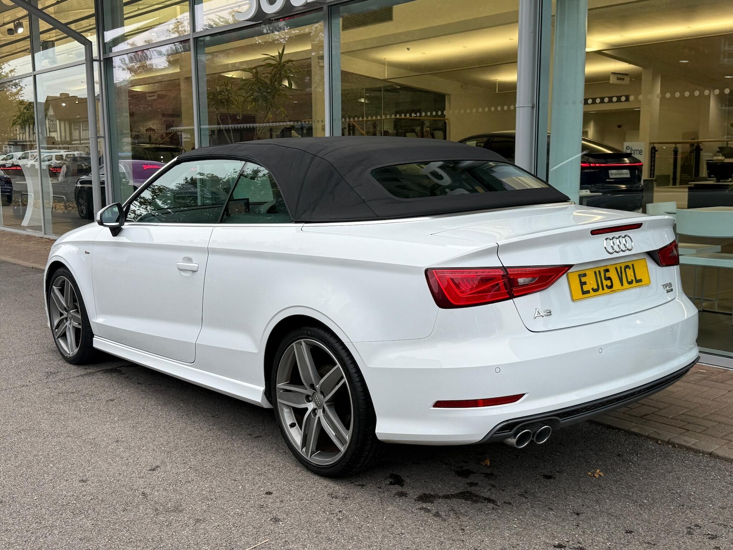 Used Audi A3 Cabriolet 2015 for sale - 76295036: Photo 6