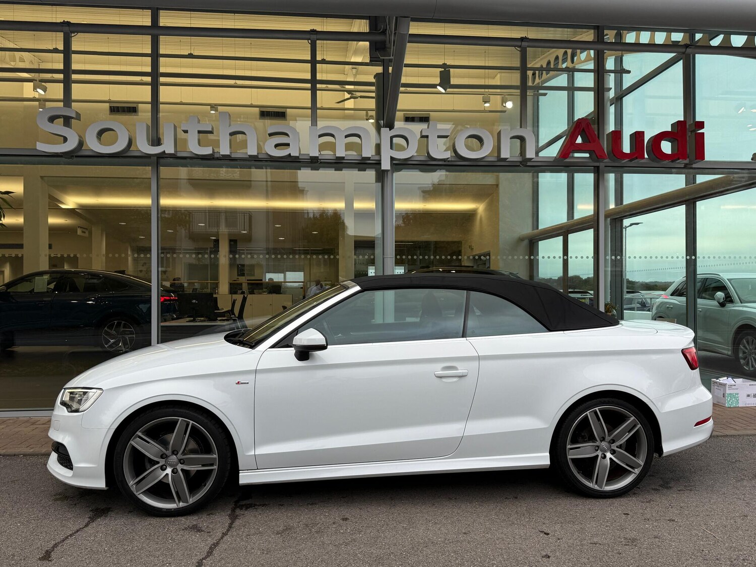 Used Audi A3 Cabriolet 2015 for sale - 76295036: Photo 62