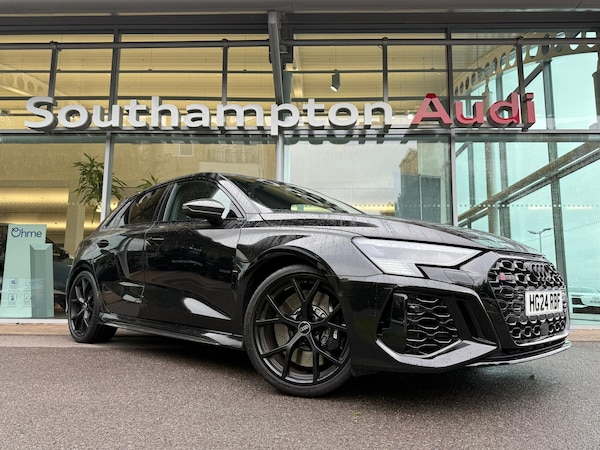 Used Audi RS3 2024 for sale - 76246999: Photo 1