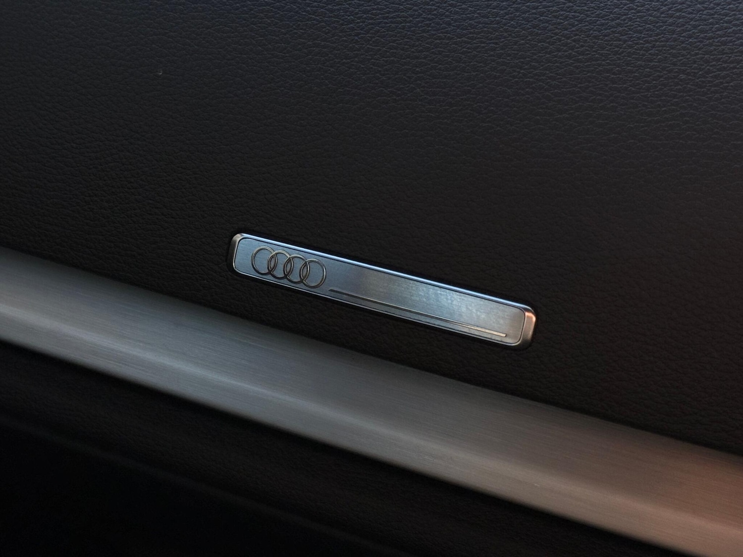 Used Audi A3 2017 for sale - 76607708: Photo 12