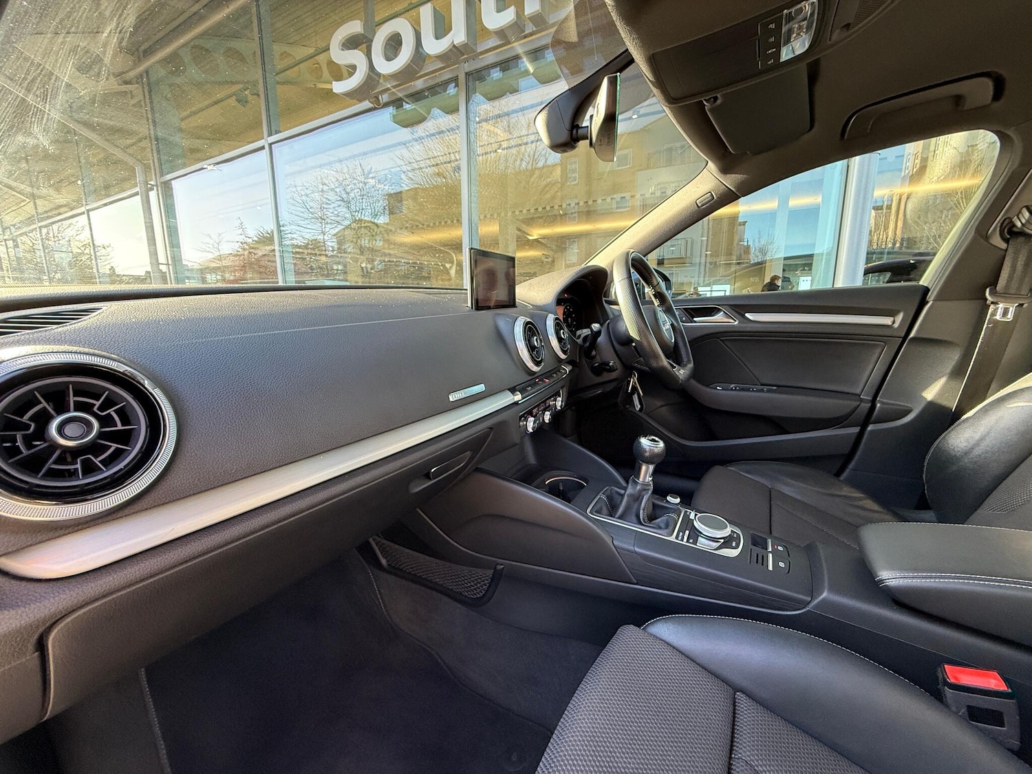 Used Audi A3 2017 for sale - 76607708: Photo 2