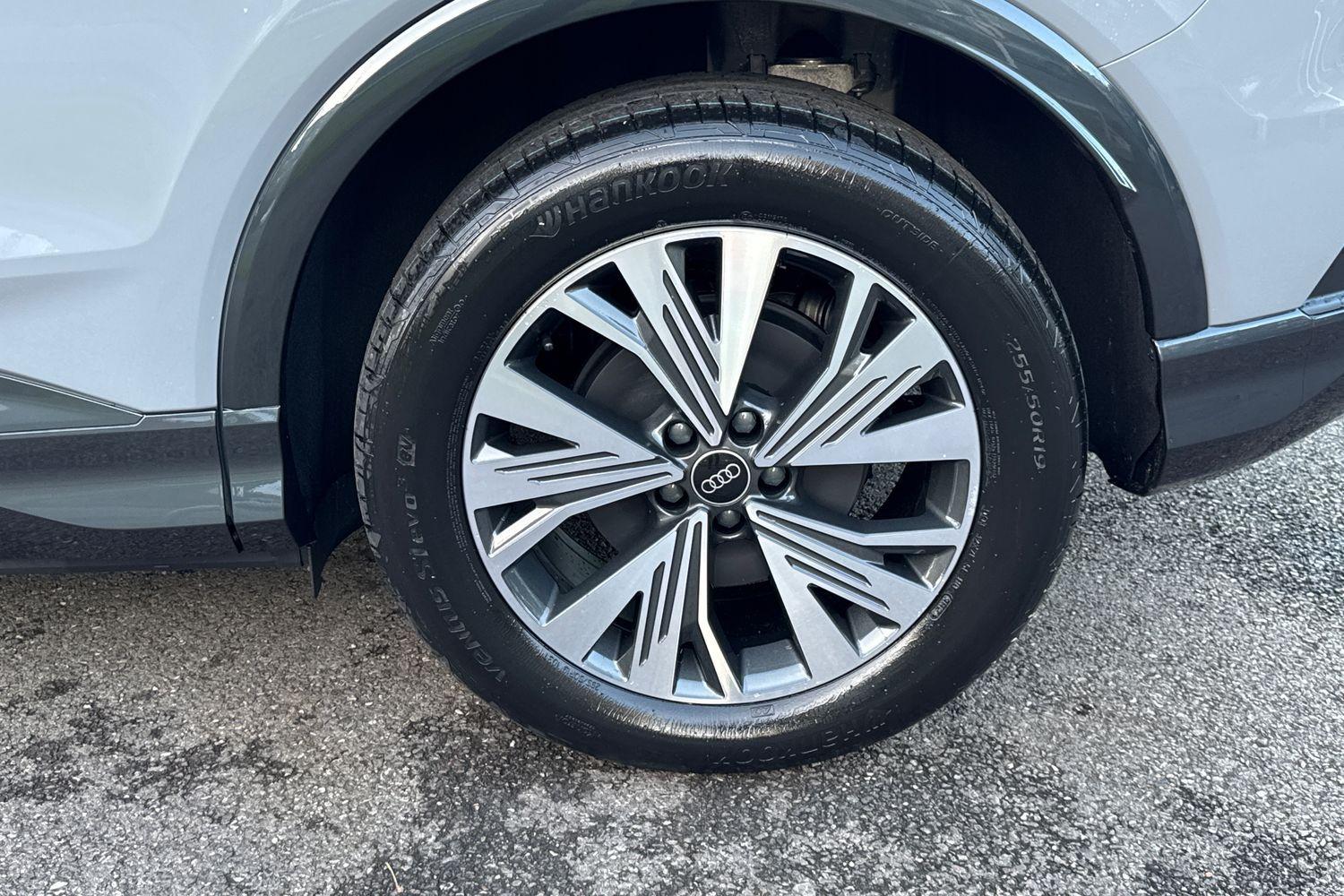 Used Audi Q4 e-tron 2024 for sale - 76370816: Photo 12