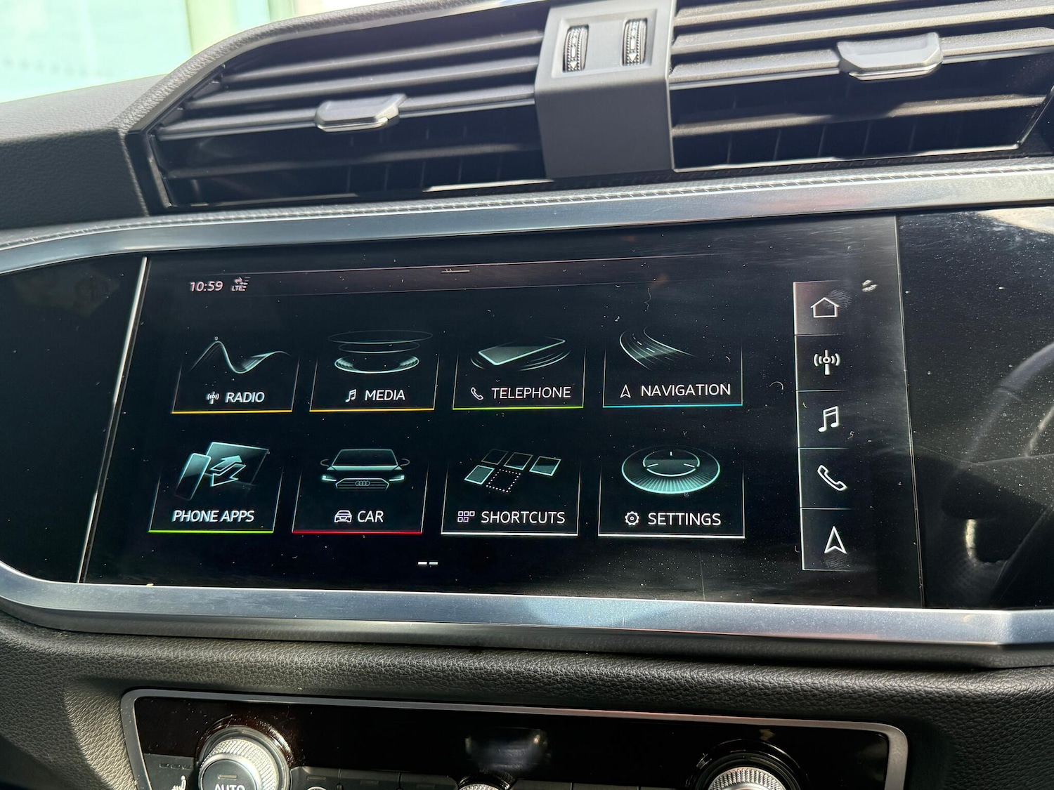 Used Audi Q3 2019 for sale - 76752845: Photo 12