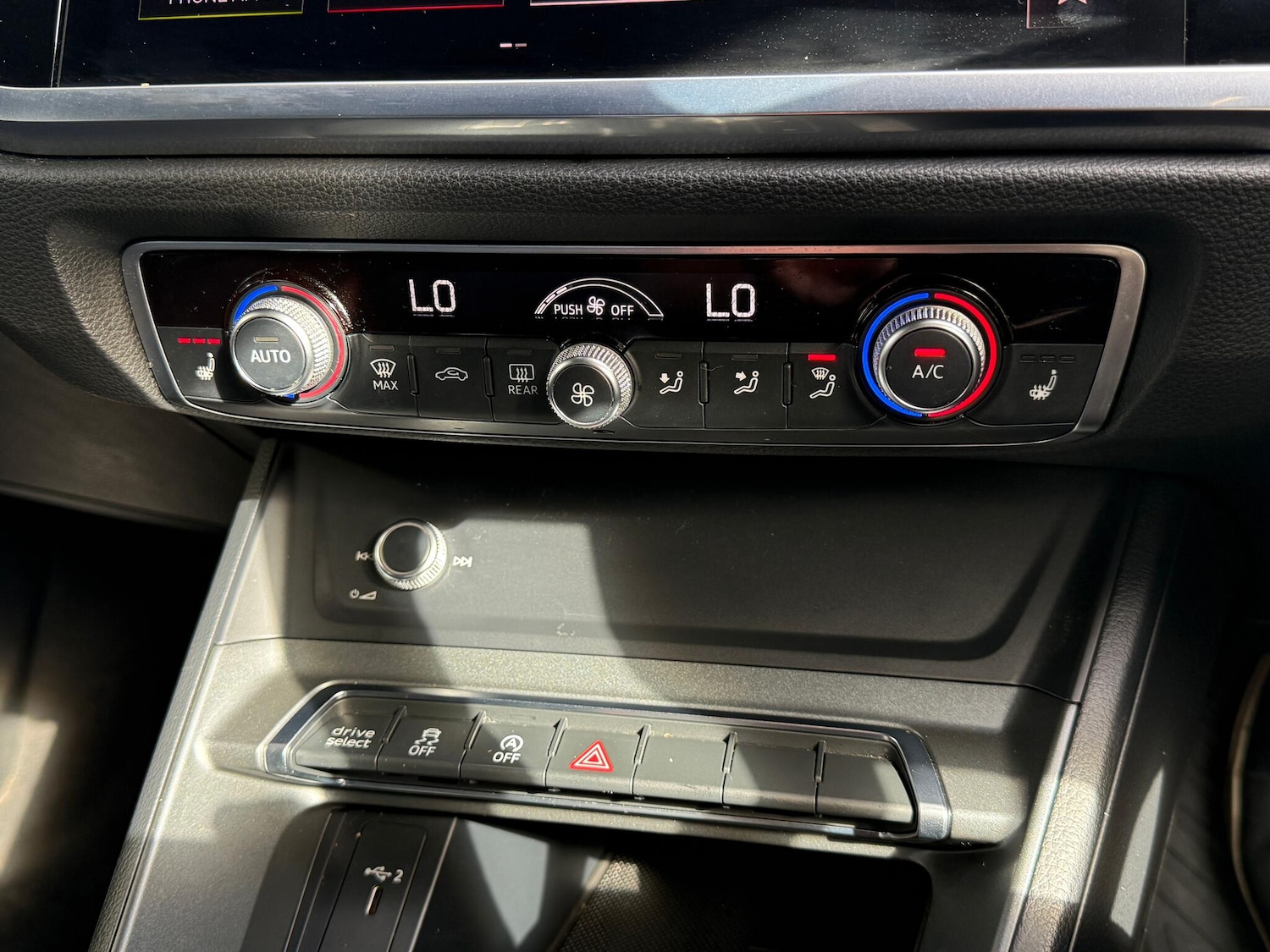 Used Audi Q3 2019 for sale - 76752845: Photo 13