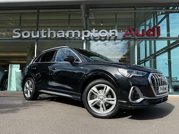 Audi - Q3