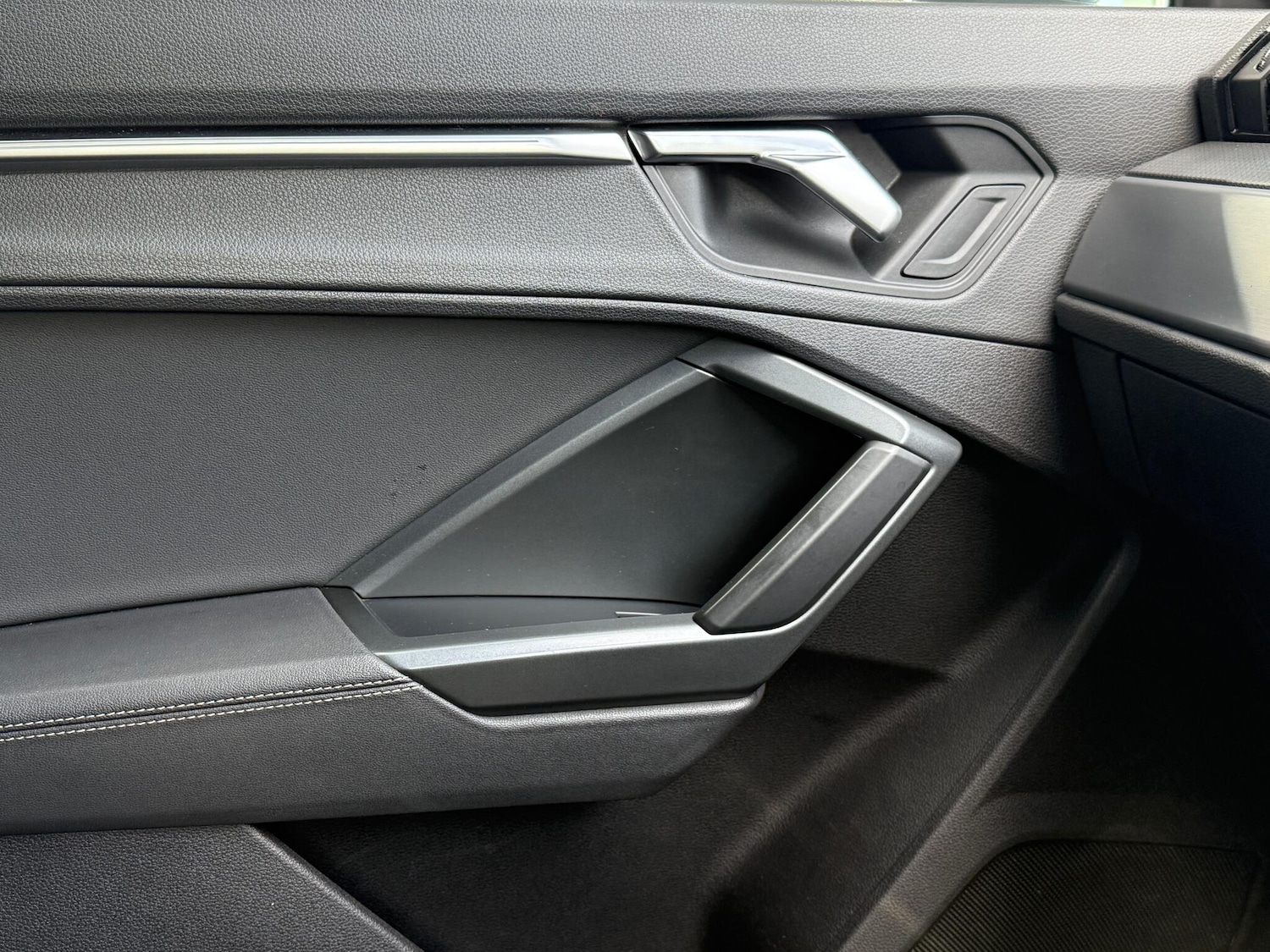 Used Audi Q3 2019 for sale - 76752845: Photo 23