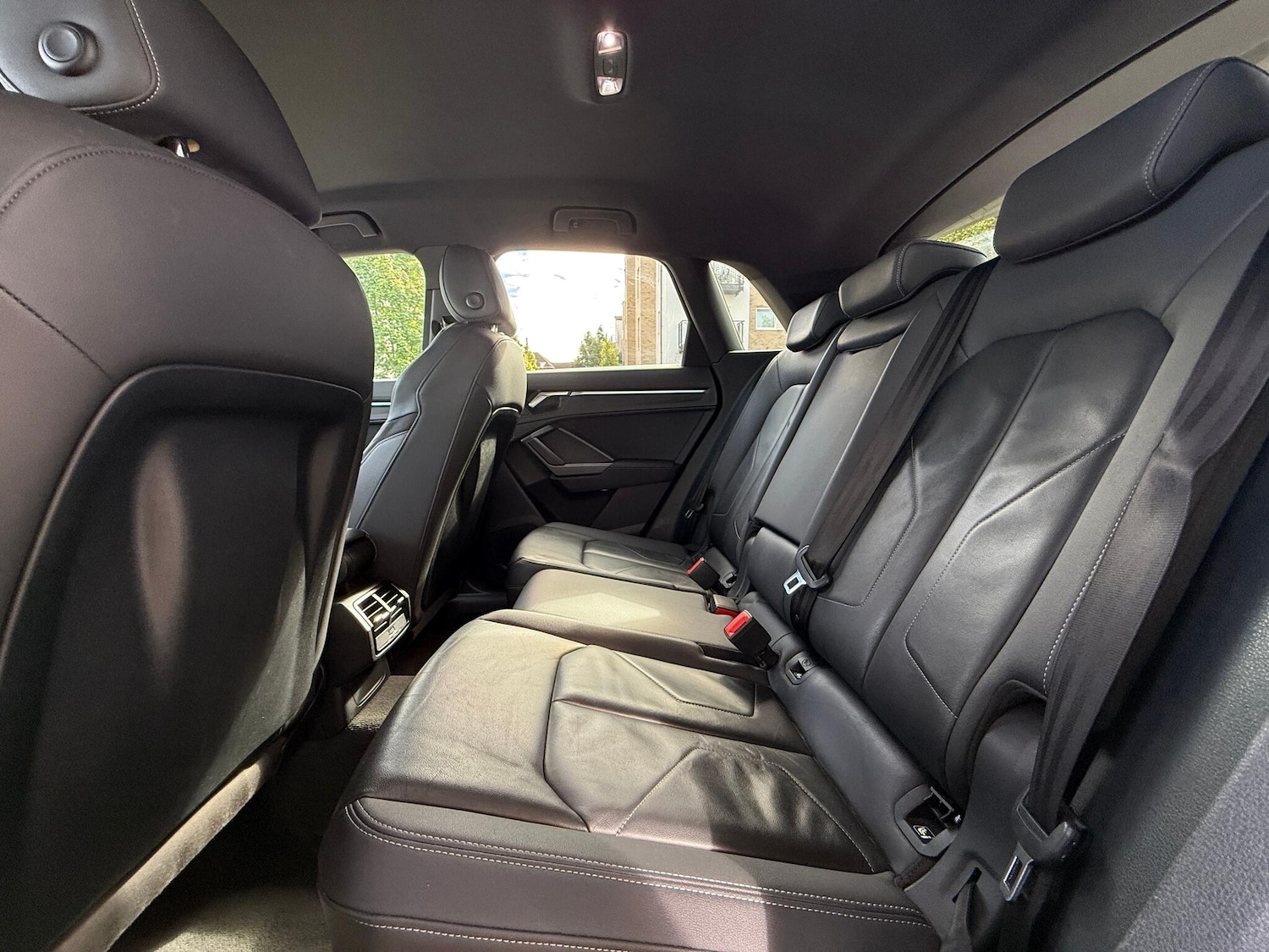 Used Audi Q3 2019 for sale - 76752845: Photo 60