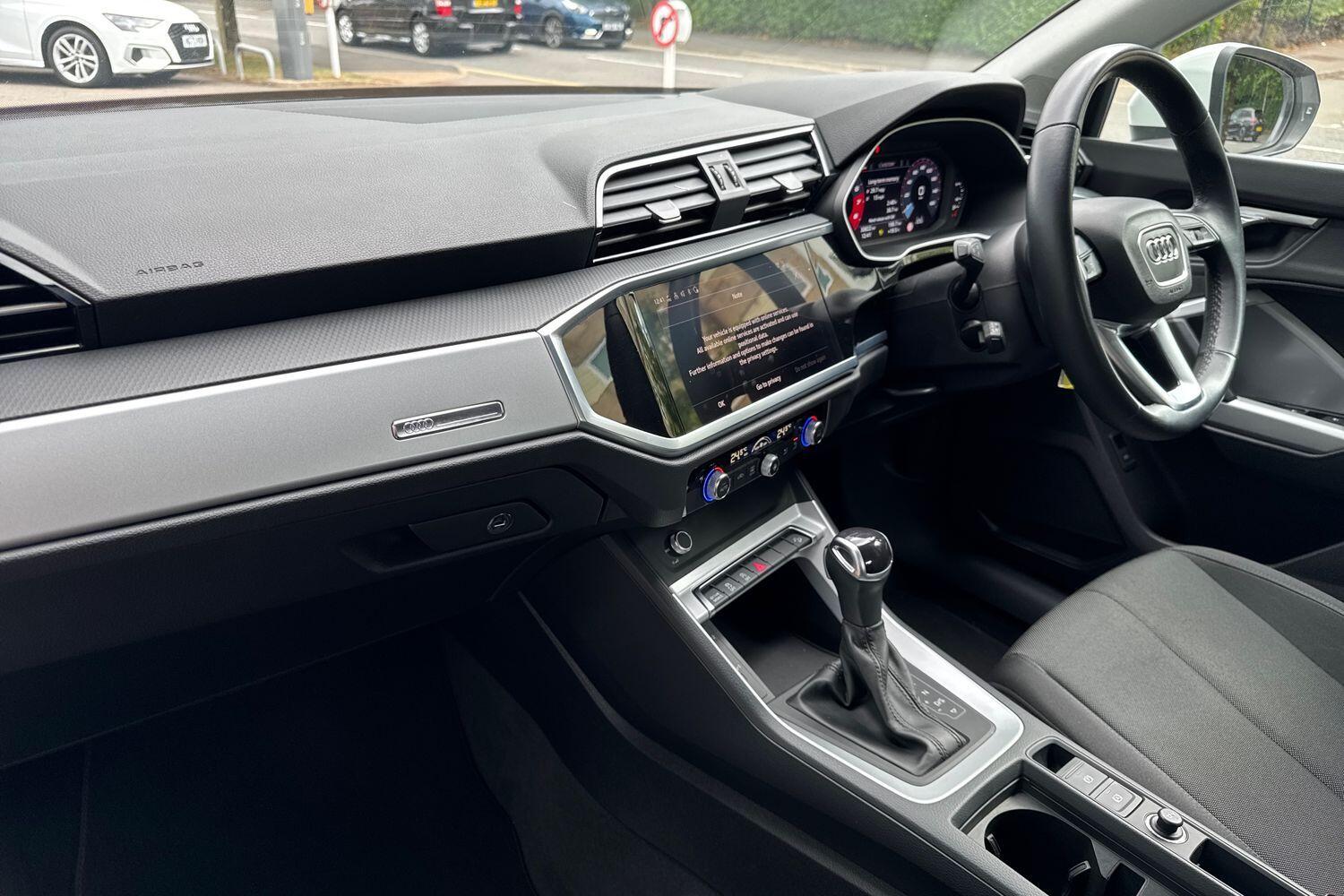 Used Audi Q3 2022 for sale - 77484181: Photo 2