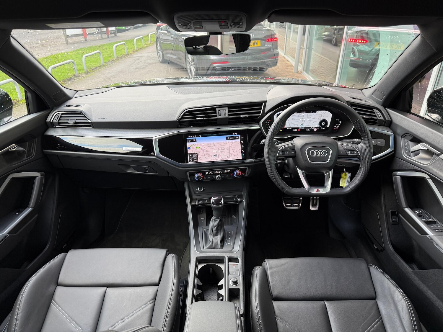 Used Audi Q3 2024 for sale - 76952447: Photo 3