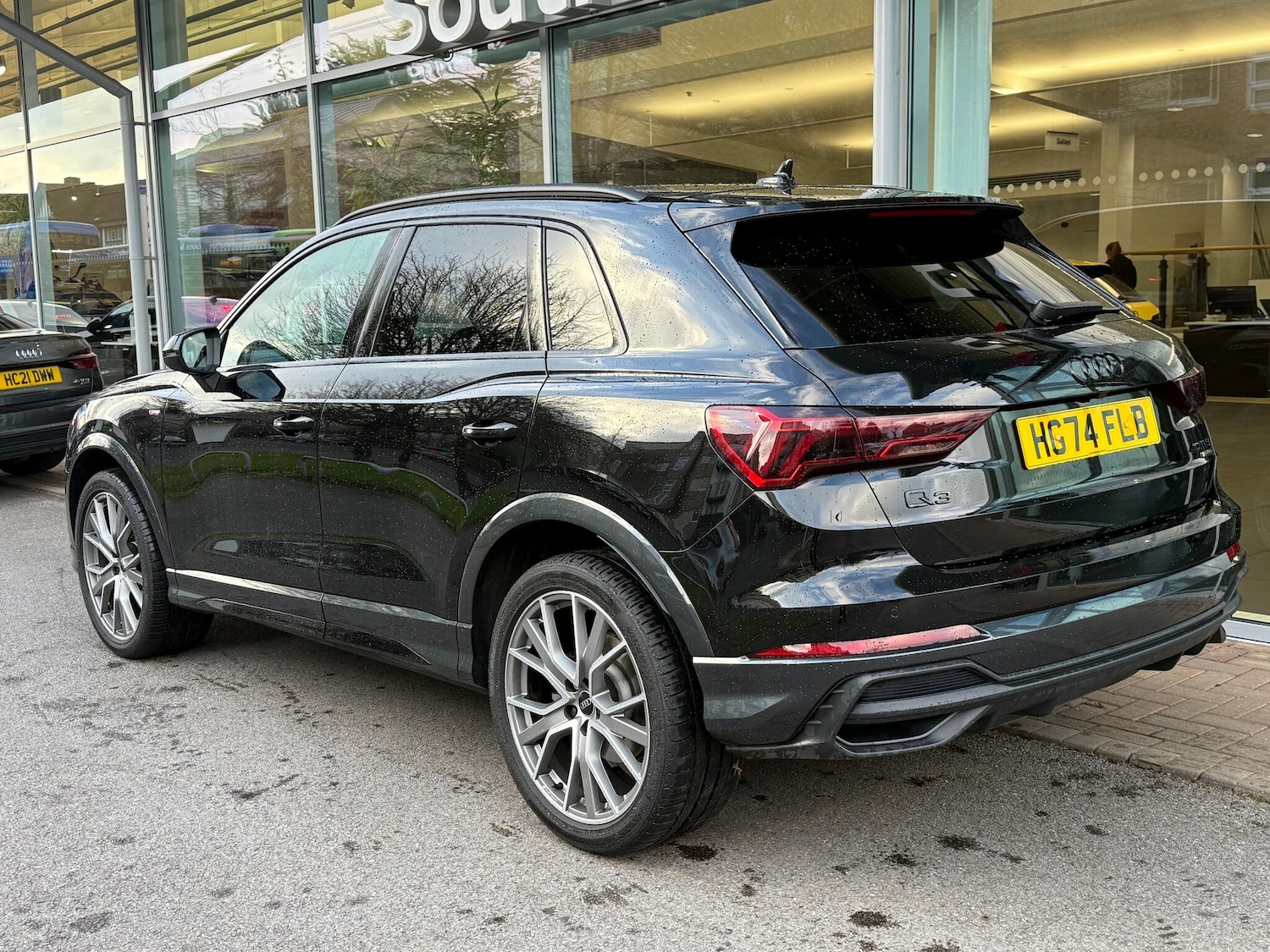 Used Audi Q3 2024 for sale - 76952447: Photo 9