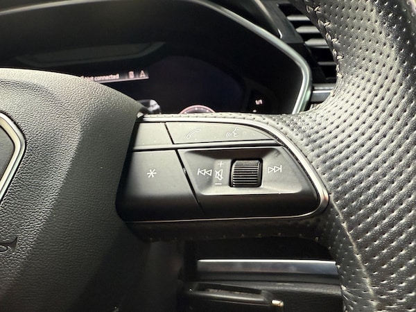 Used Audi Q3 2020 for sale - 76306540: Photo 10