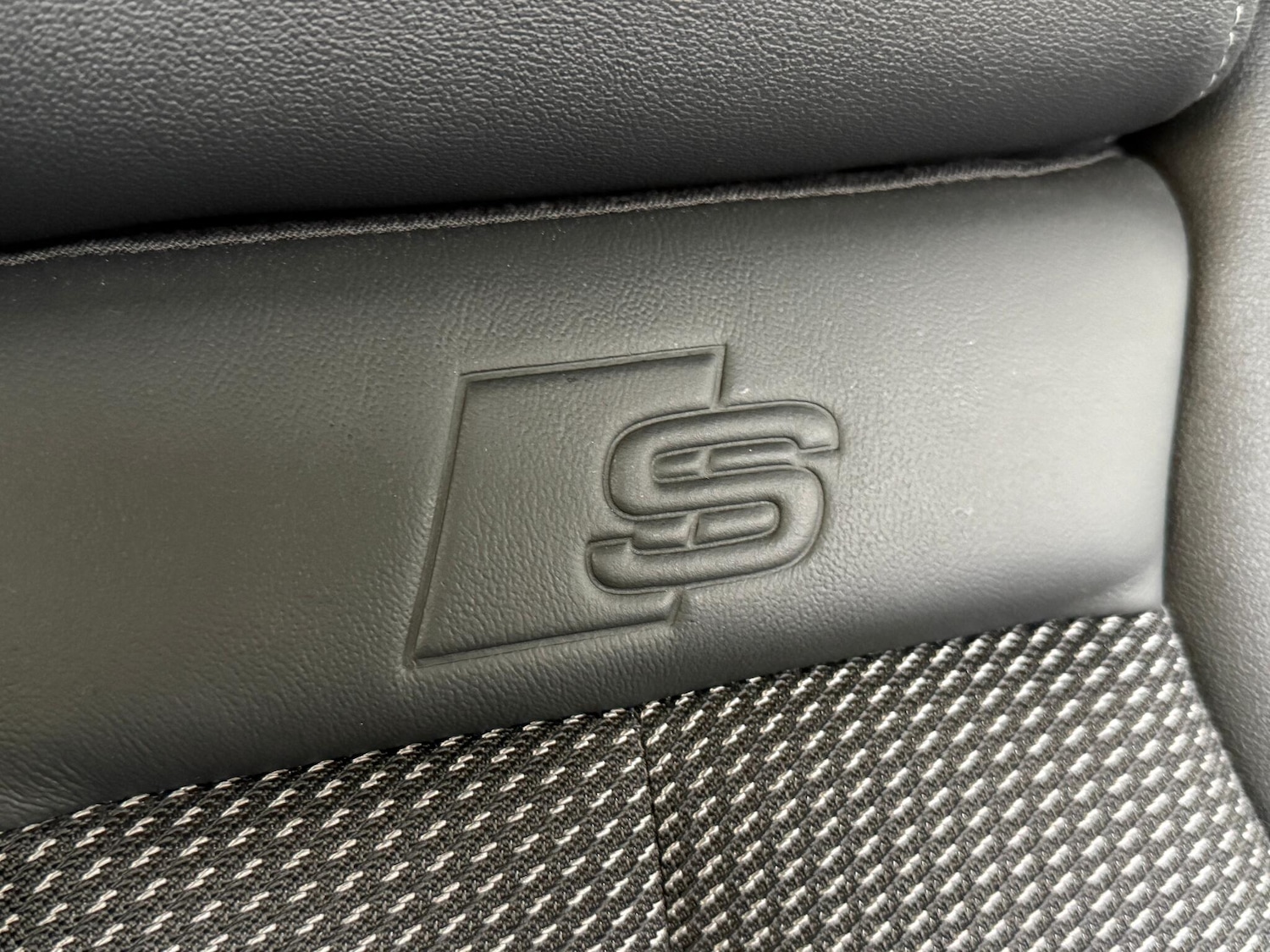 Used Audi Q4 e-tron 2022 for sale - 77290431: Photo 37