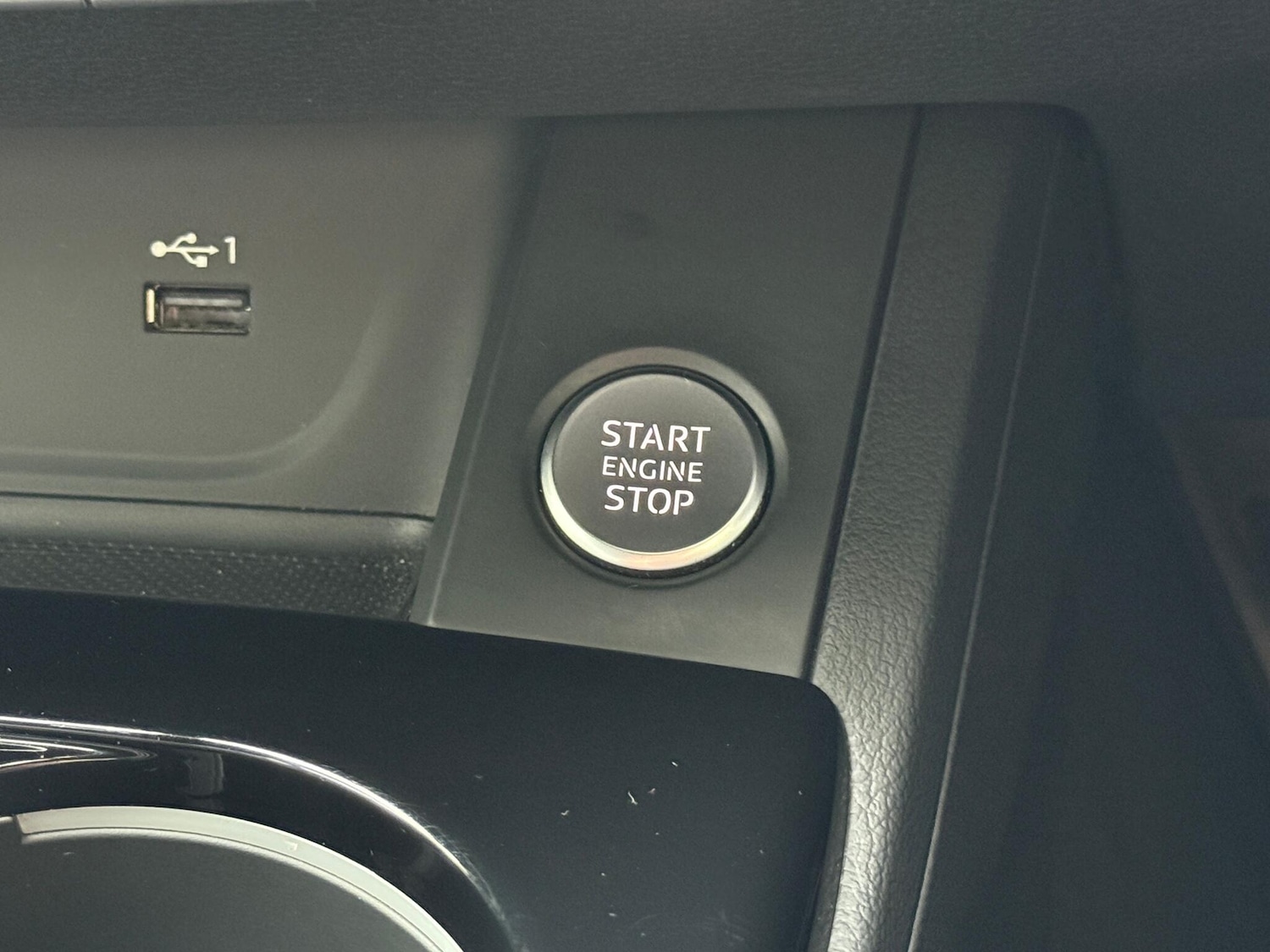 Used Audi A4 Avant for sale - 77351636: Photo 15