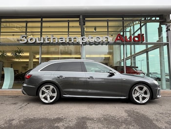 Used Audi A4 Avant 2021 for sale - 77351636: Photo