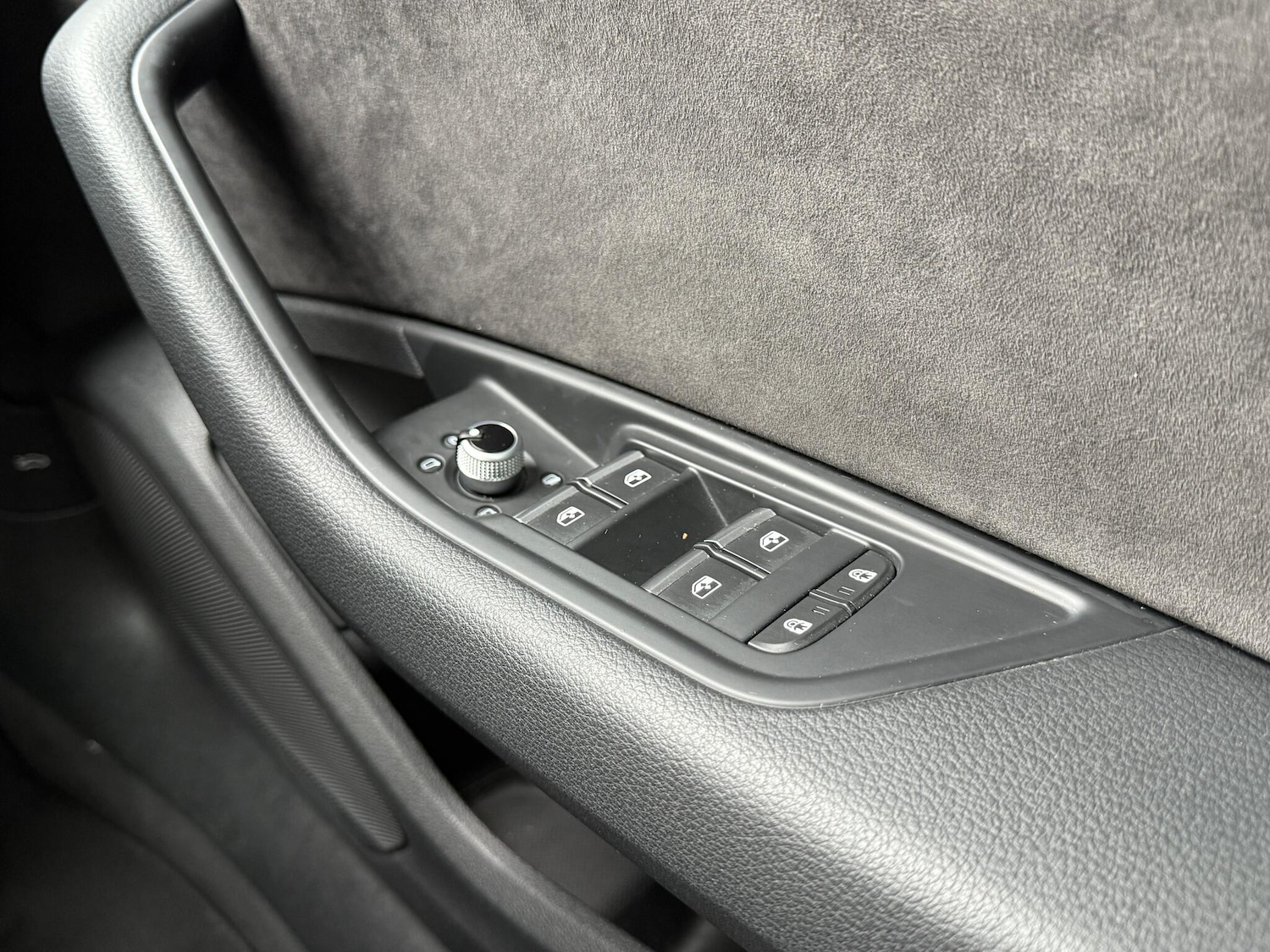 Used Audi A4 Avant for sale - 77351636: Photo 33