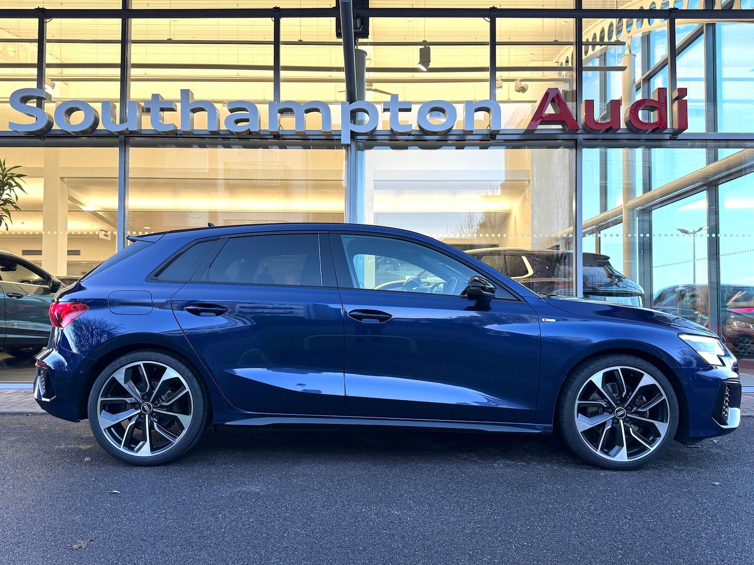 Used Audi A3 2021 for sale - 76832771: Photo 2