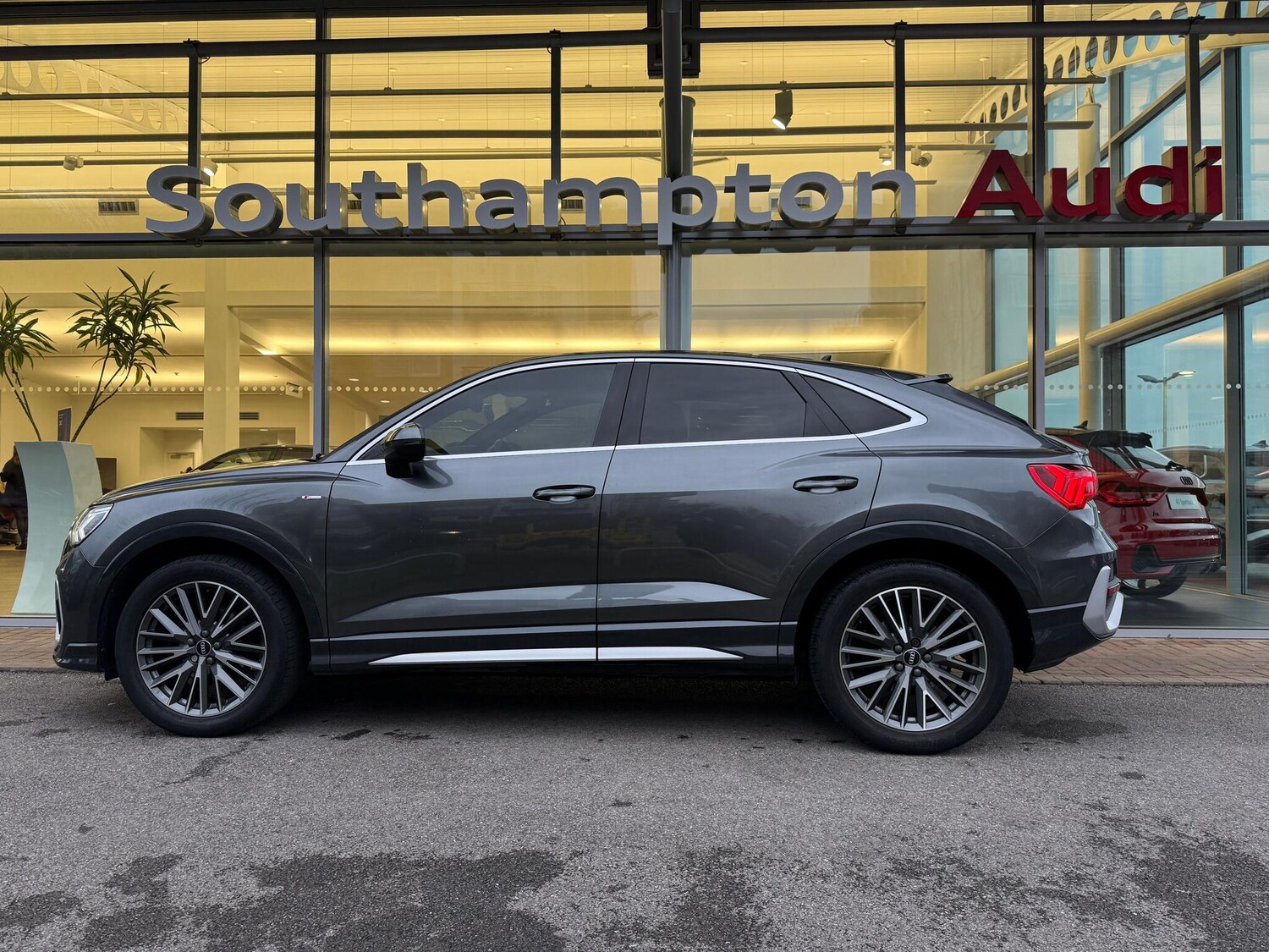 Used Audi Q3 2021 for sale - 77709771: Photo 57