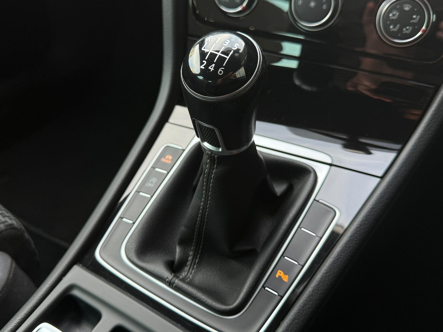 Used Volkswagen Golf 2018 for sale - 76714686: Photo 12