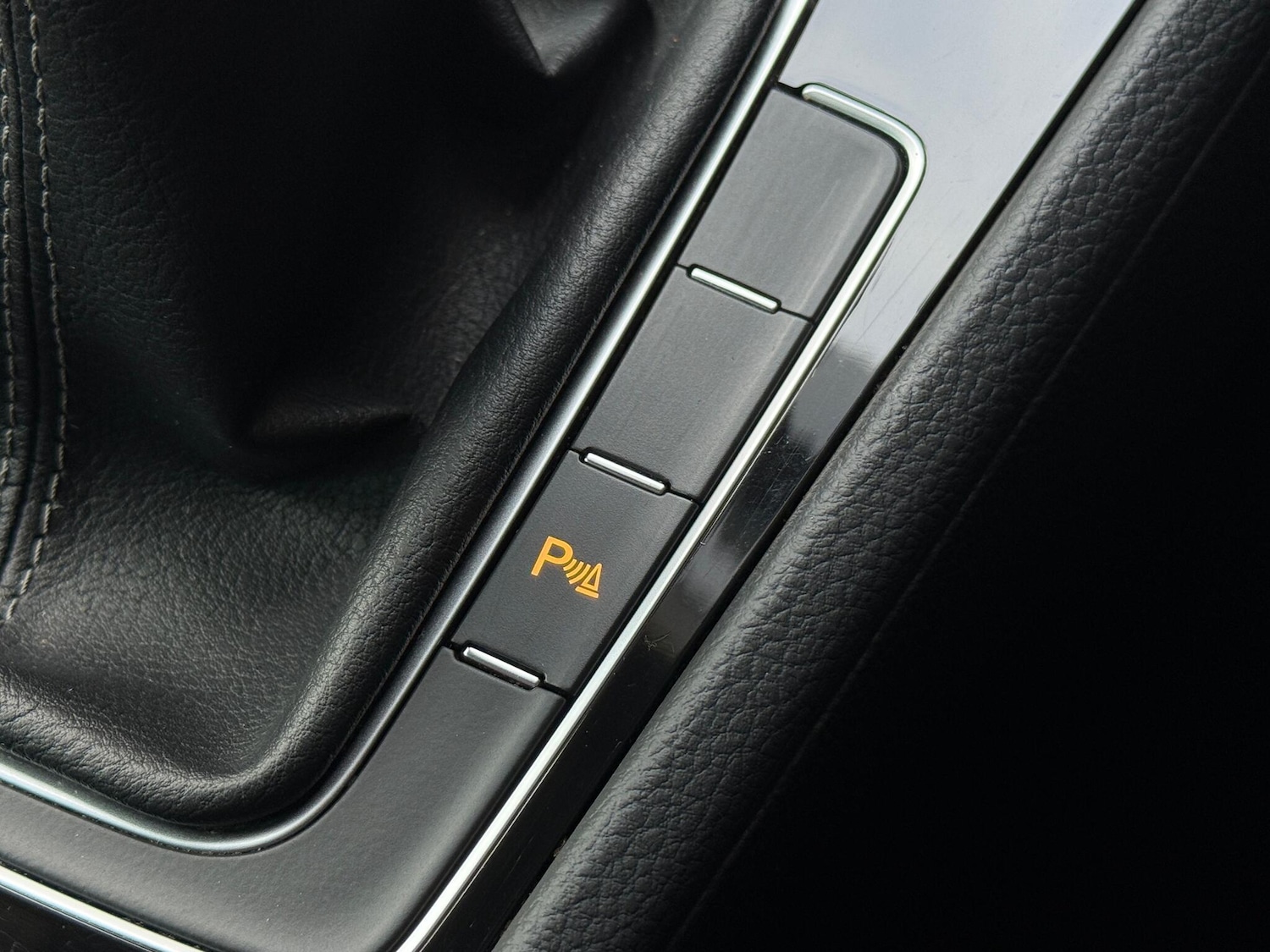 Used Volkswagen Golf 2018 for sale - 76714686: Photo 13