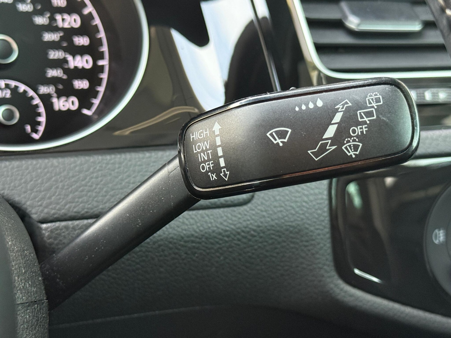 Used Volkswagen Golf 2018 for sale - 76714686: Photo 22