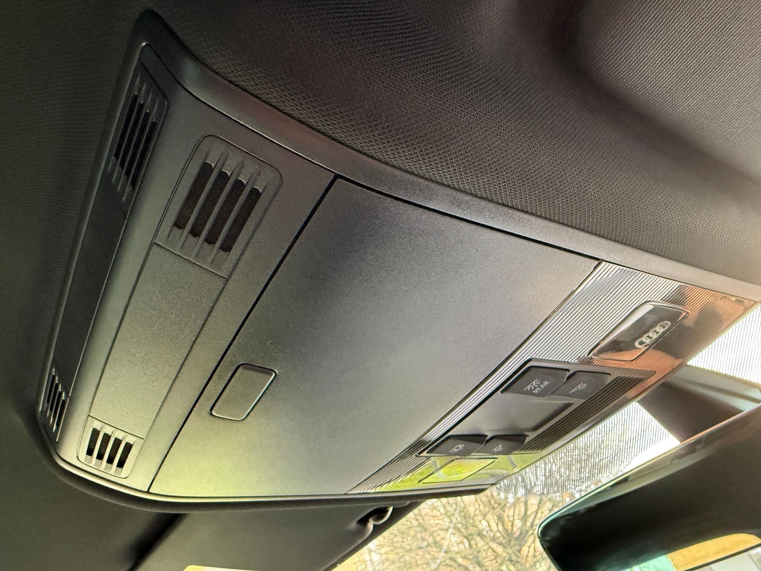 Used Volkswagen Golf 2018 for sale - 76714686: Photo 32