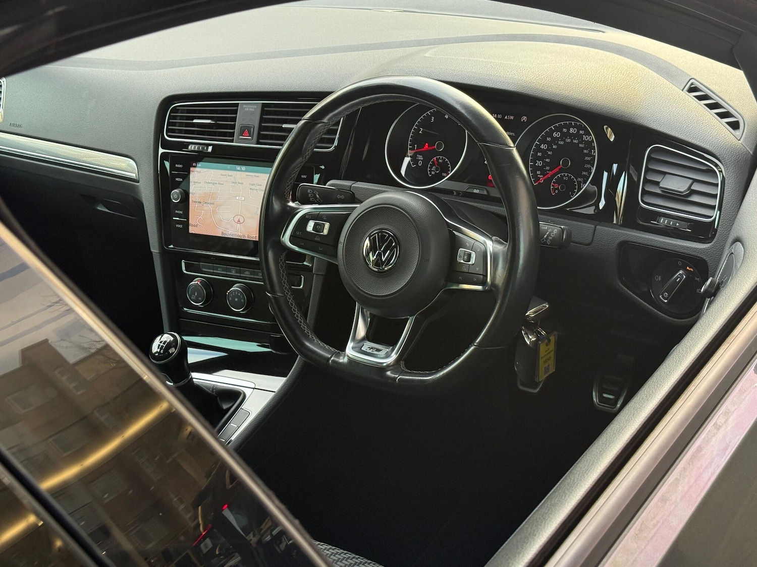 Used Volkswagen Golf 2018 for sale - 76714686: Photo 34