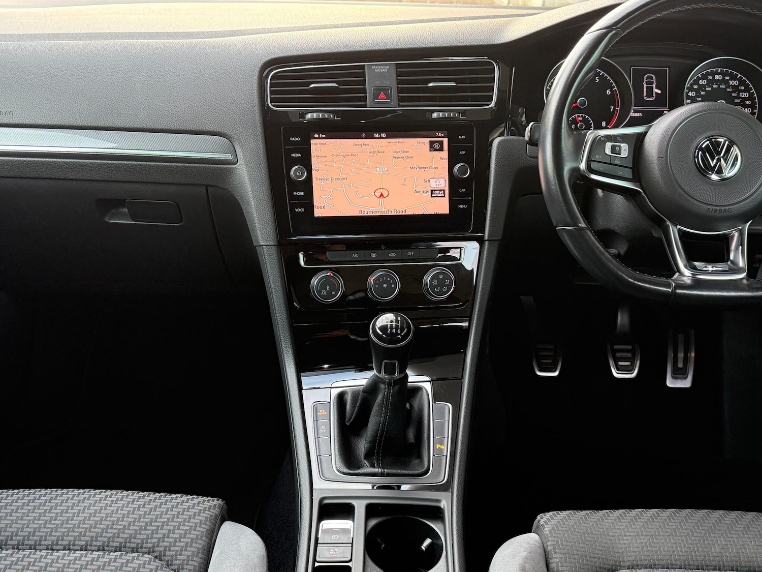 Used Volkswagen Golf 2018 for sale - 76714686: Photo 39