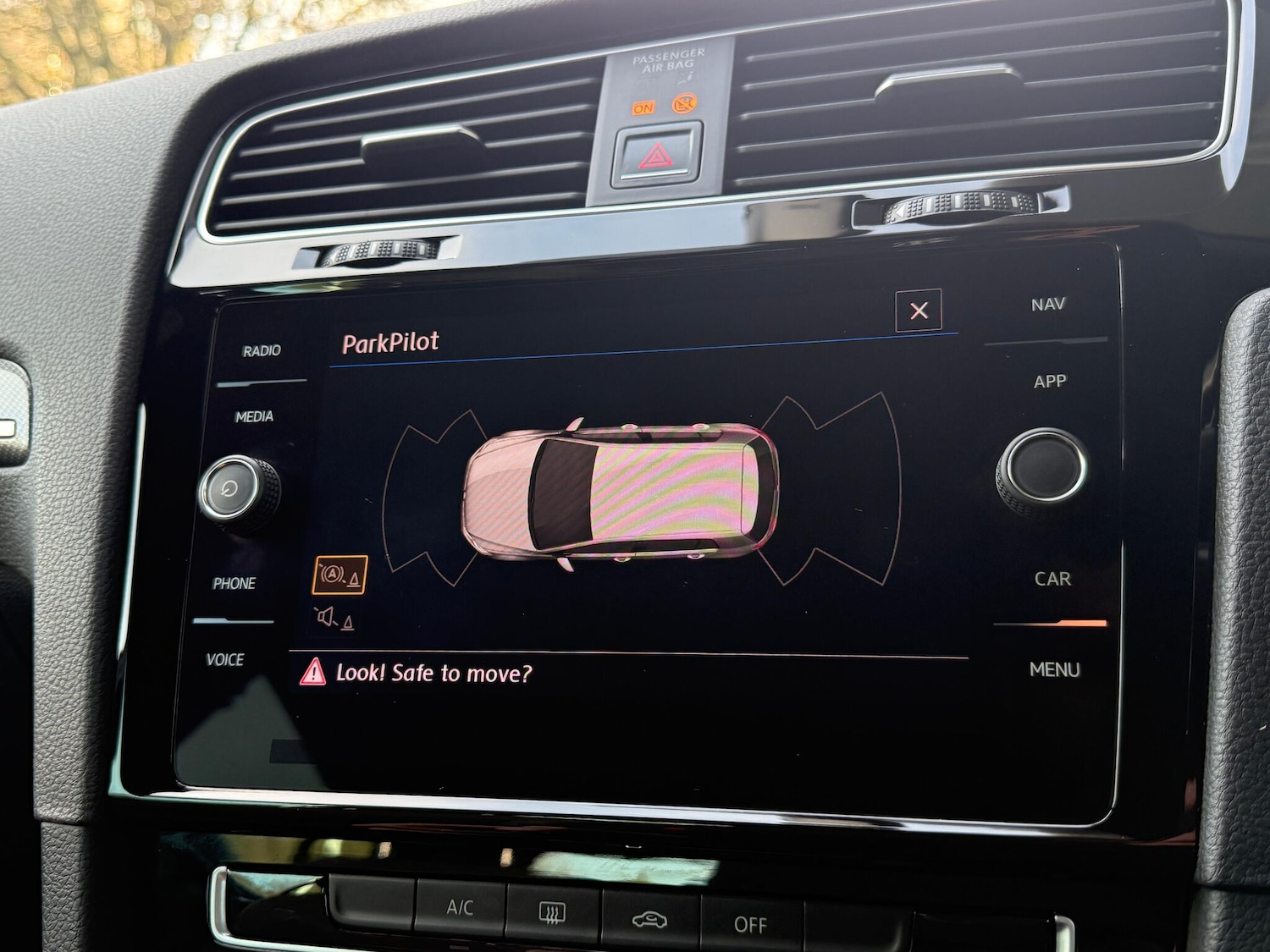 Used Volkswagen Golf 2018 for sale - 76714686: Photo 5