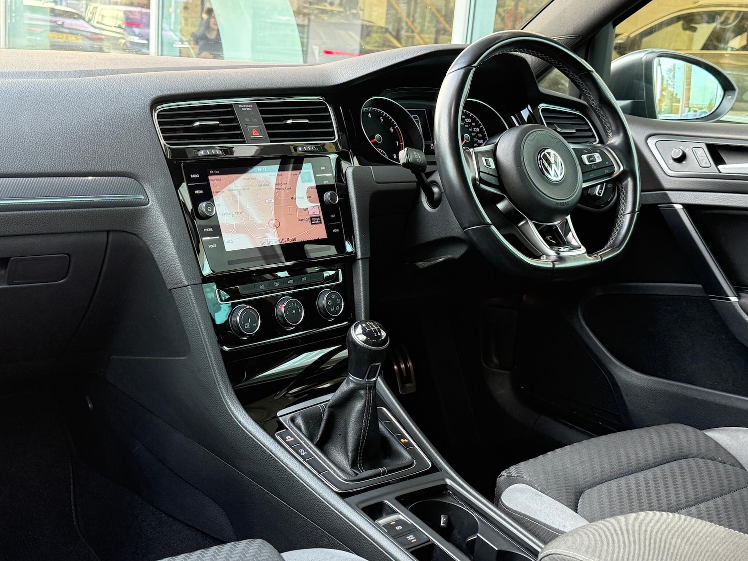 Used Volkswagen Golf 2018 for sale - 76714686: Photo 56