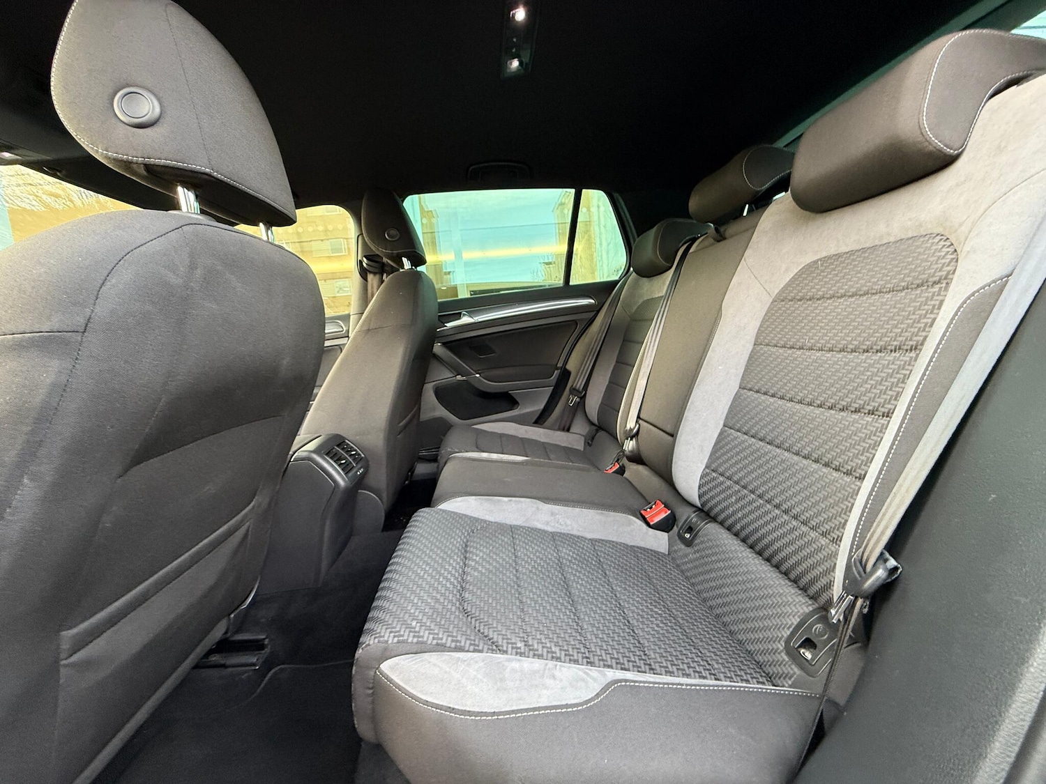 Used Volkswagen Golf 2018 for sale - 76714686: Photo 58