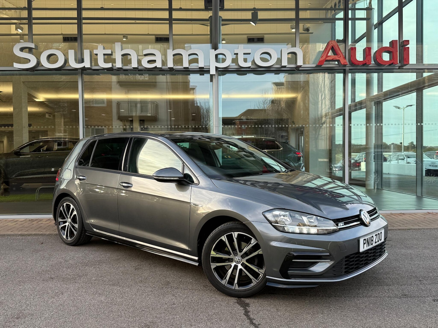 Used Volkswagen Golf 2018 for sale - 76714686: Photo 65