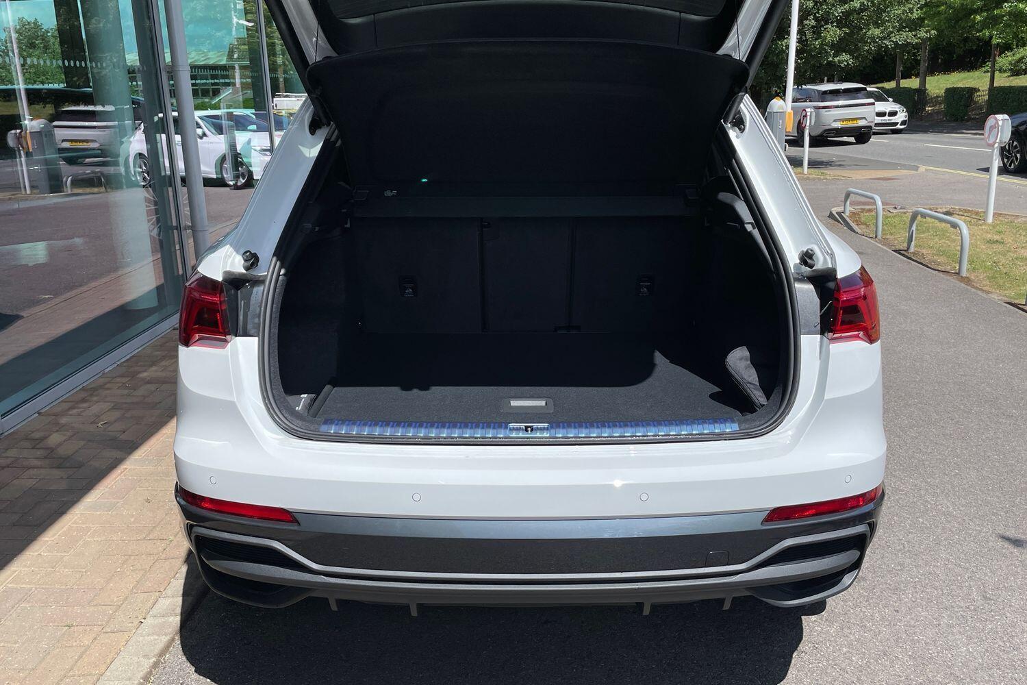 Used Audi Q3 for sale - 76658681: Photo 16