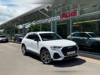 Audi - Q3