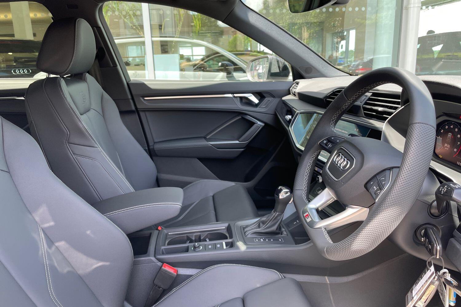 Used Audi Q3 for sale - 76658681: Photo 22