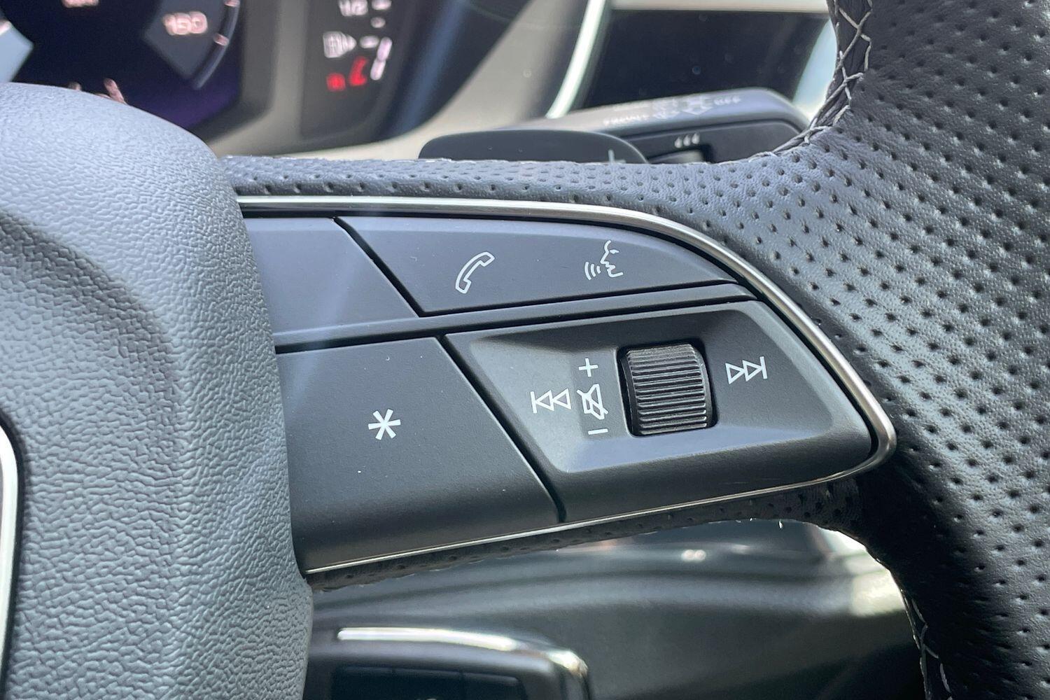 Used Audi Q3 for sale - 76658681: Photo 35