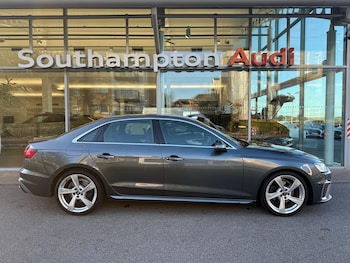 Used Audi A4 2020 for sale - 76607842: Photo